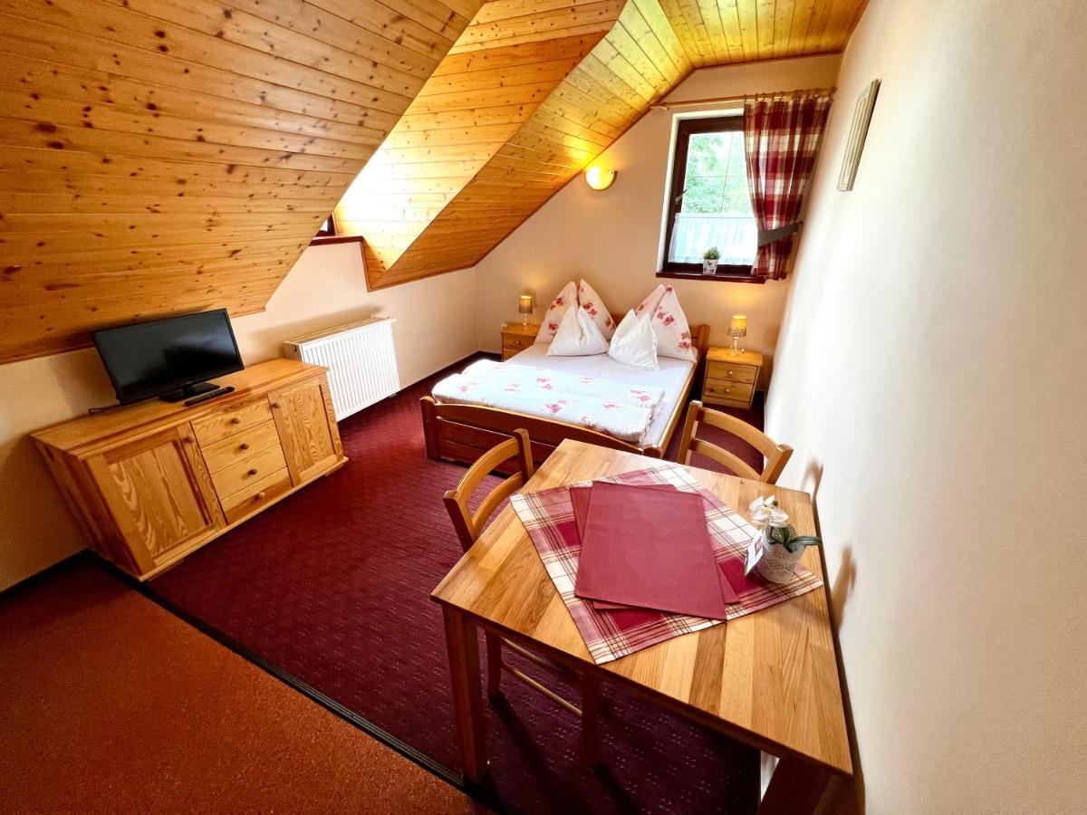 Penzion Zrzka Kořenov Extérieur photo